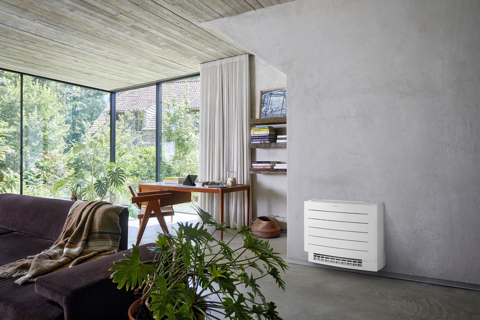 Daikin vloermodel airco discreet geplaatst